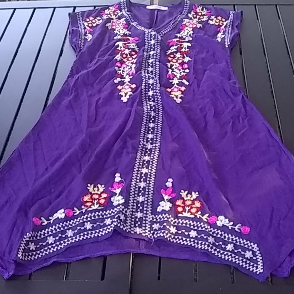 Dress, new, never worn